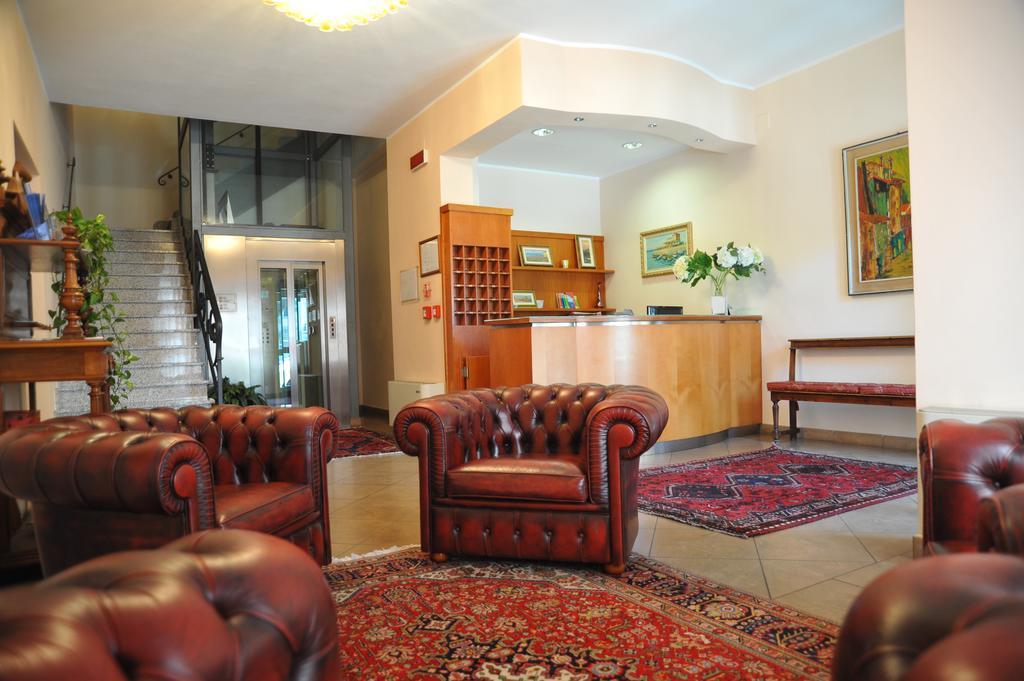 Hotel Stazione Livorno Exterior photo